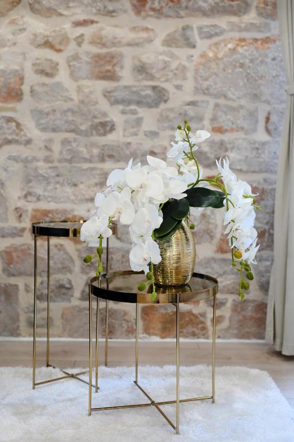 Royal Primera * Zara